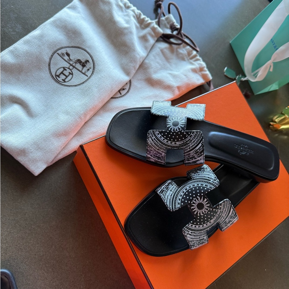 Hermes Oran  Women's Sandals